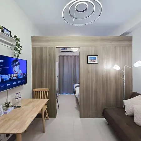1Br Unit Condotel W/ Balcony Fame Residences -Fm30