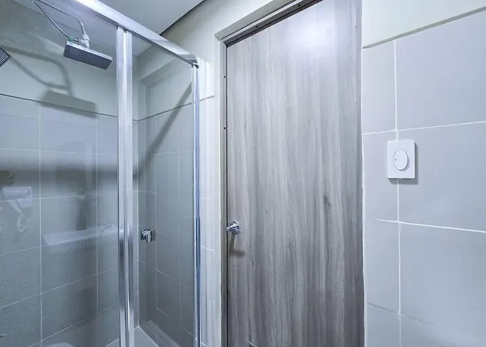 Citispace 1br Condotel At Fame Residences #fm30a Apartment